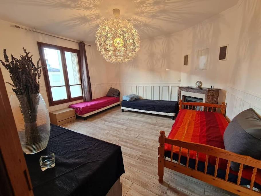 Grand Appart - Avec Terrasse Reims Luaran gambar